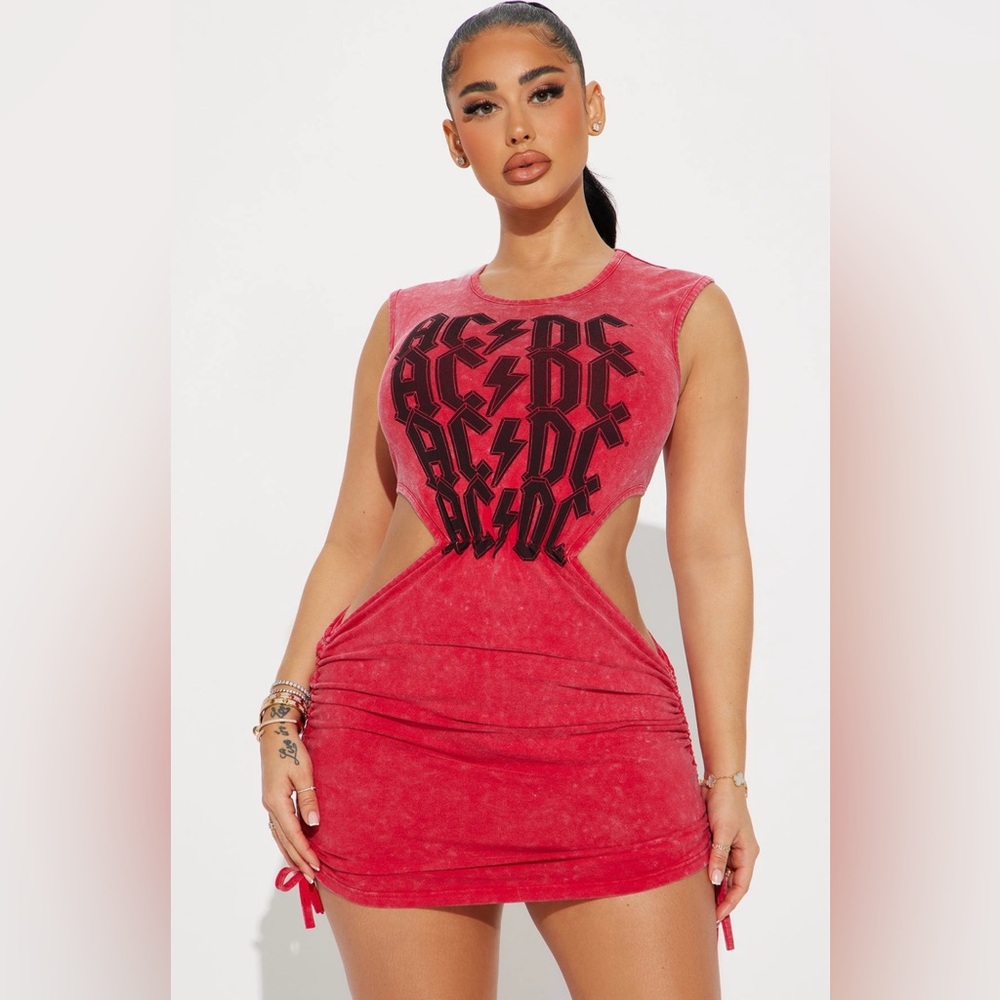 AC/DC High Voltage Cut out Washed Red Dress Size S
